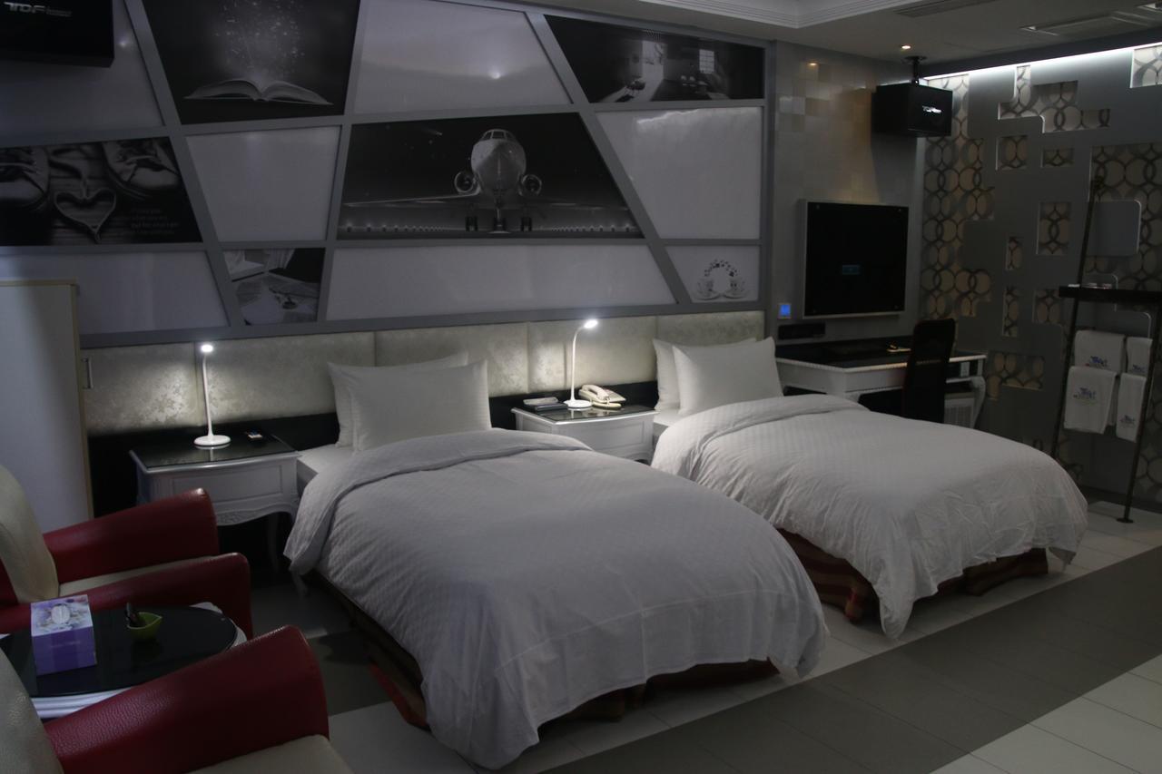 Kai-Hong Motel Long Đàm Ngoại thất bức ảnh